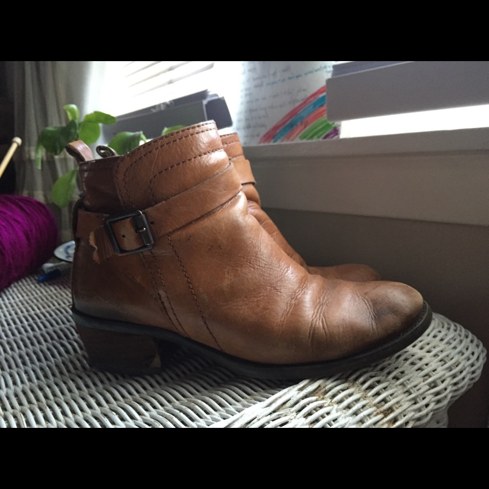 Vince Camino Booties size 7.5